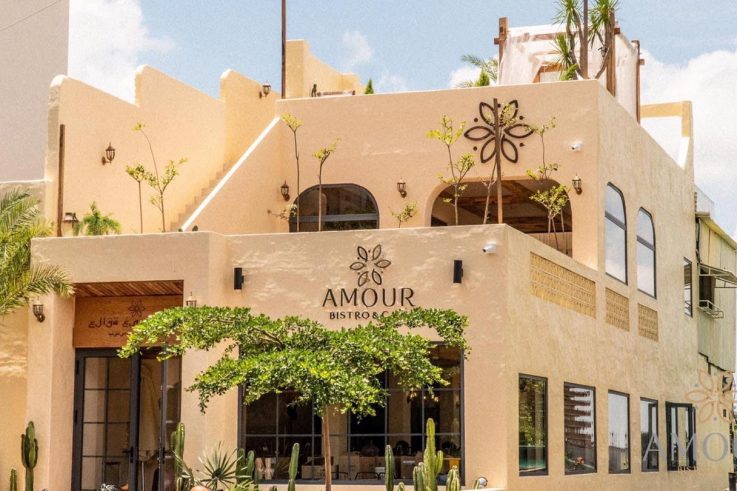 Amour Bistro & Cafe BMT