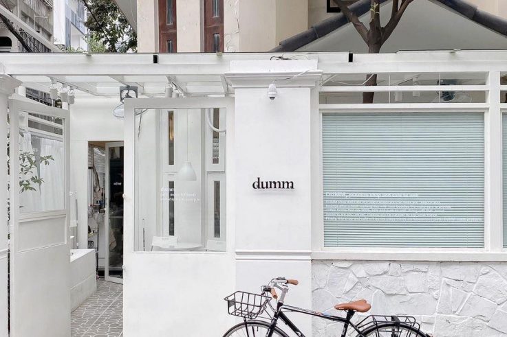 Dumm Cafe
