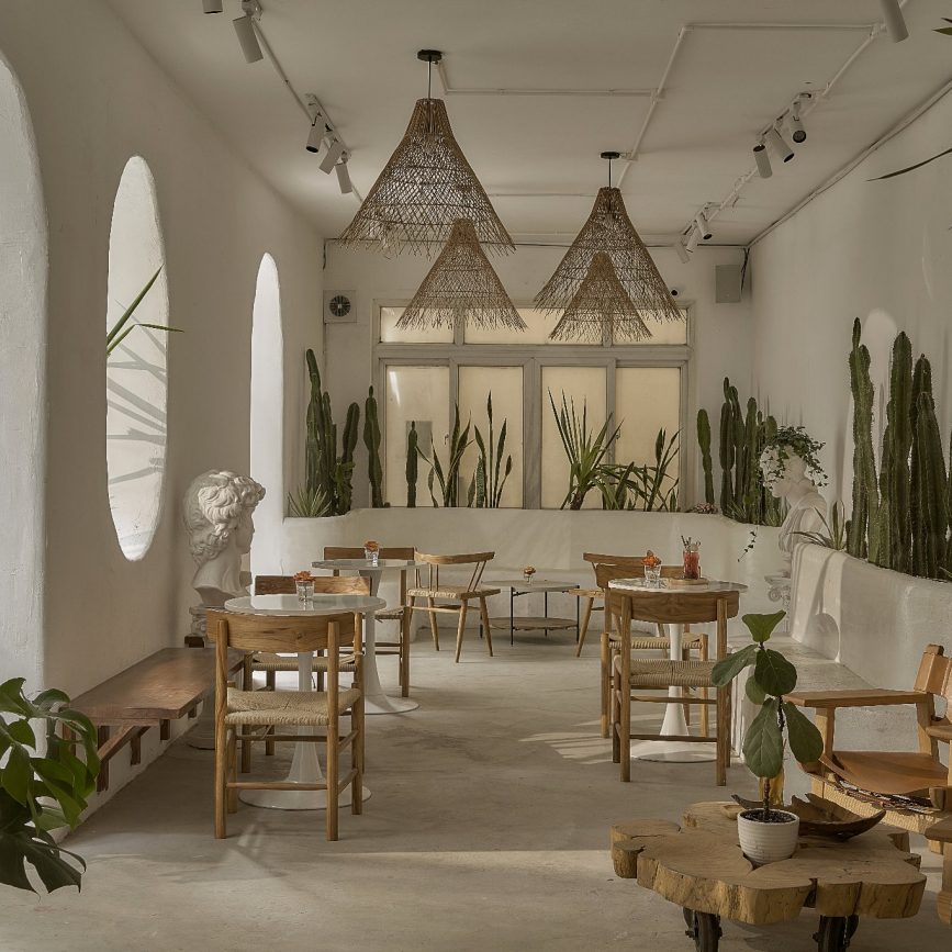 The Hideout Garden Cafe