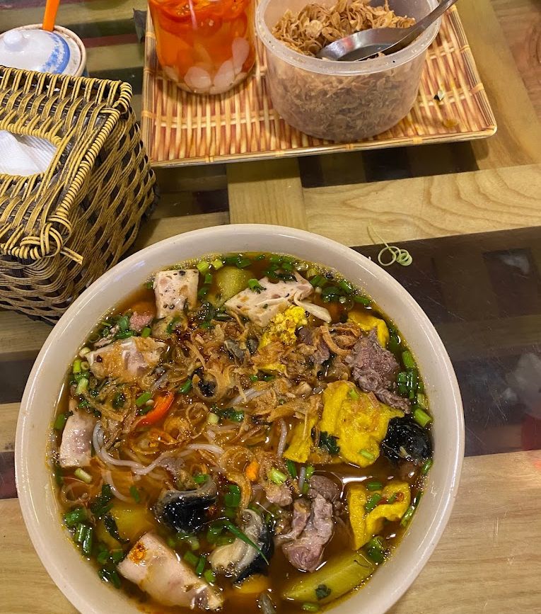 Bún ốc Bà Lương