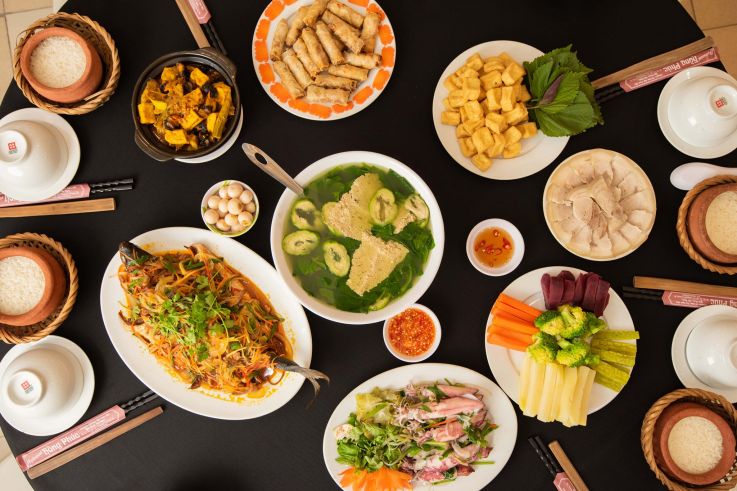 Cơm niêu Hồng Phúc