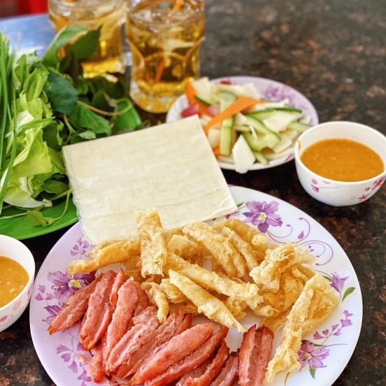 Nem nướng bà Hùng