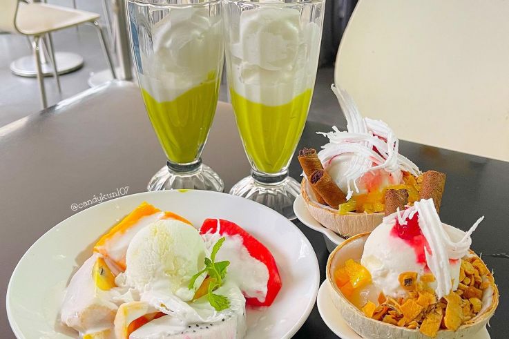 Kem Phụng