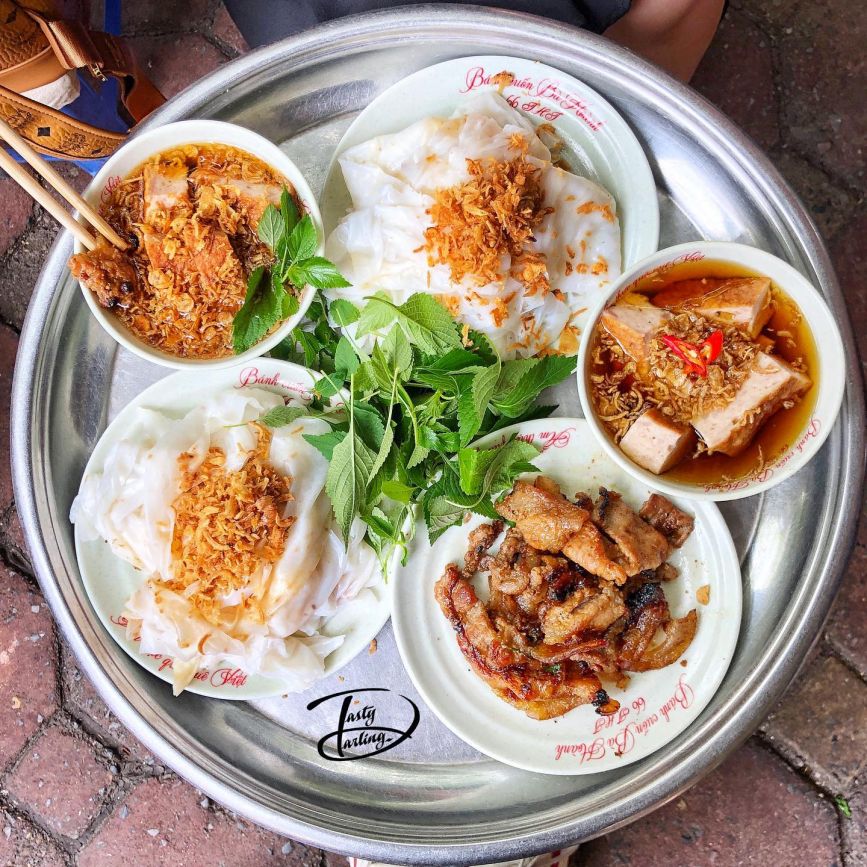 Bánh cuốn Bà Hoành