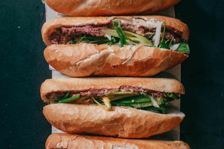 Bánh mì Huynh Hoa